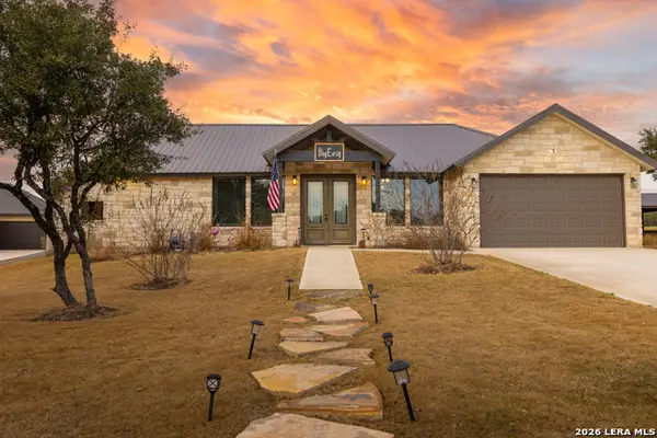 1644 Mountain Valley, ConCan, TX 78838