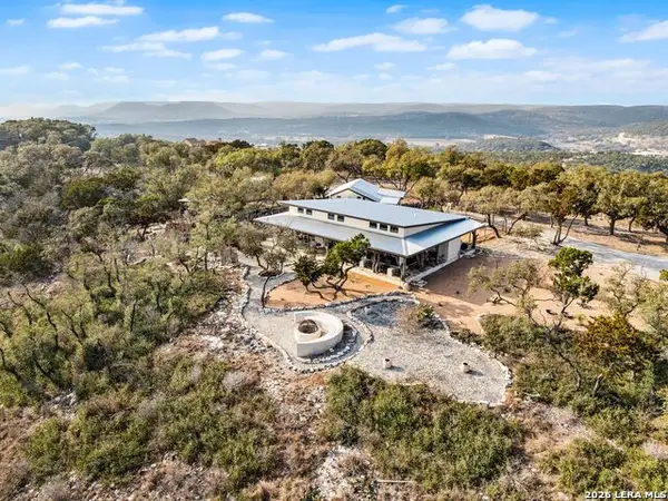 1191 Saddleback Ridge, Bandera, TX 78003