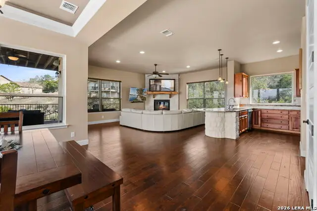 502 Cindy Dr, Canyon Lake, TX 78133 - #3