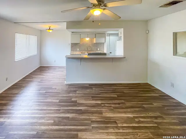 1001 Avenue B, Beeville, TX 78102 - #2