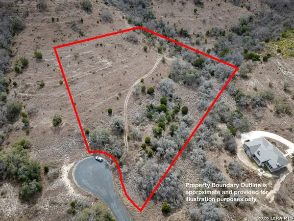 100 Stieler Valley, Comfort, TX 78013