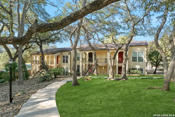 8702 Village Dr #302, San Antonio, TX 78217