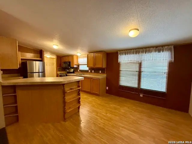 2631 Cr 160, Kenedy, TX 78119 - #2