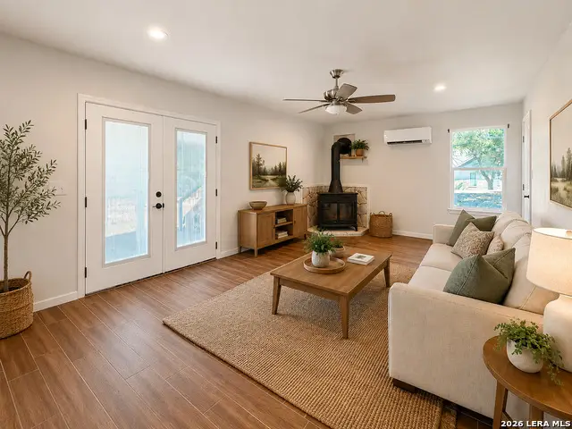 614 Red Oak Woods, Canyon Lake, TX 78133 - #1