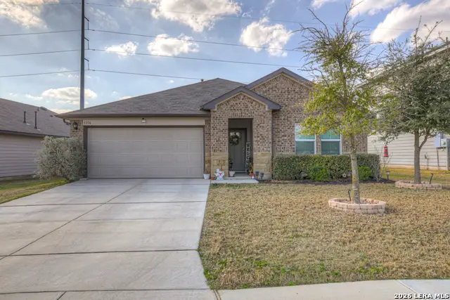 1316 Parkwood, Seguin, TX 78155 - #2
