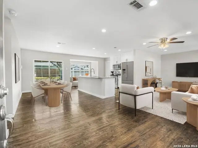 509 Hickman, Boerne, TX 78006 - #2