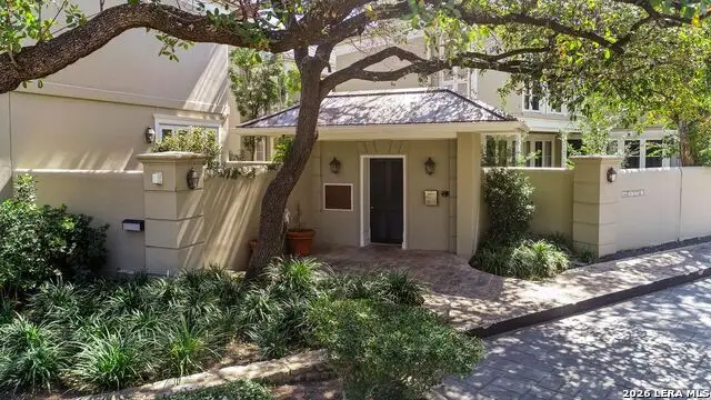 122 Chester #APT 2, San Antonio, TX 78209 - #1