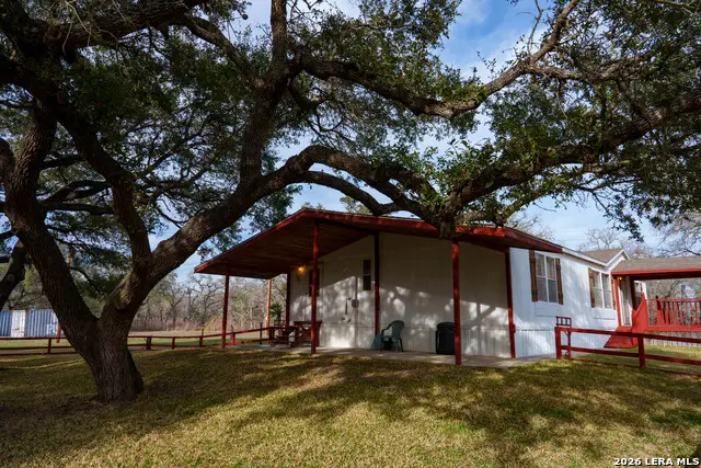 104 Longhorn, Stockdale, TX 78160 - #2
