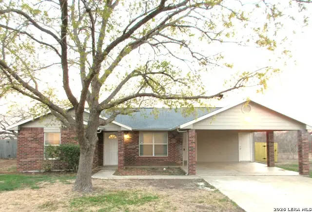 606 Hon, Jourdanton, TX 78026 - #1