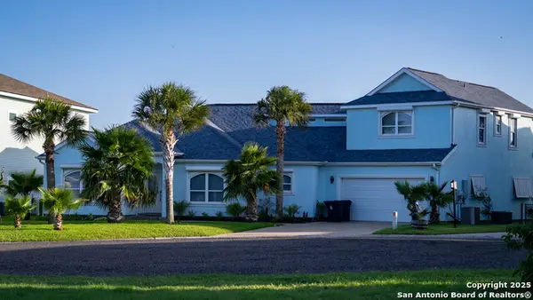 303 Square Rigger, Rockport, TX 78382