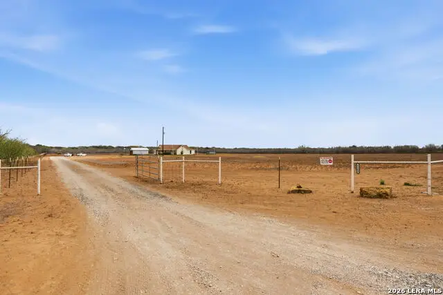 1163 County Road 323, Jourdanton, TX 78026 - #2