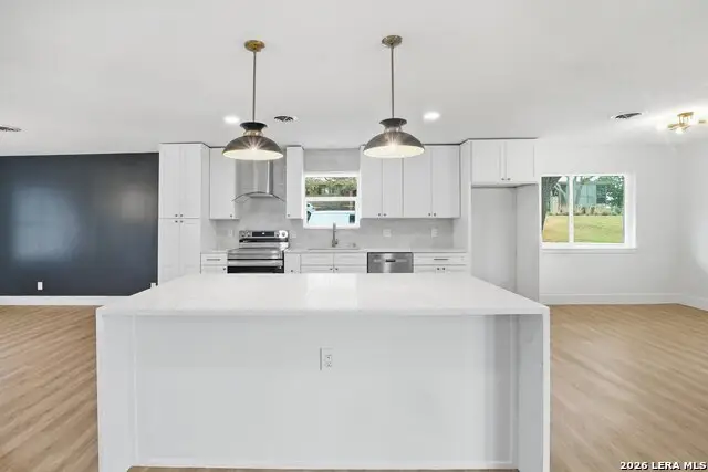 101 Twinleaf, Castle Hills, TX 78213 - #1