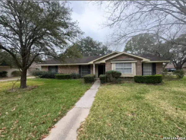 2301 Morning Dr., Baytown, TX 77520