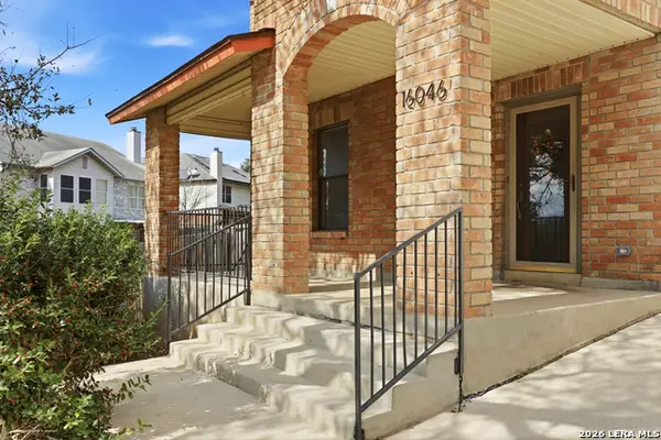 16046 Watering Point Dr, San Antonio, TX 78247