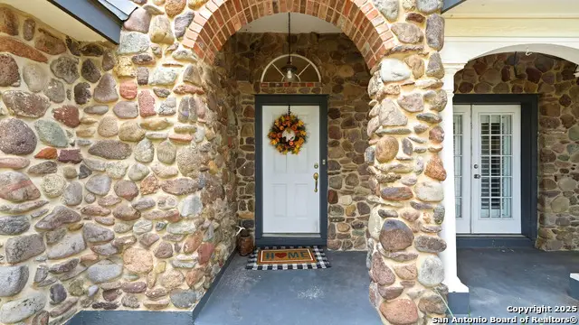 226 Broken Arrow, Floresville, TX 78114 - #3