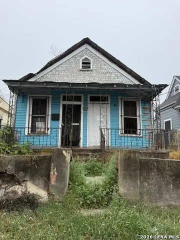 222 Brooks, San Antonio, TX 78208