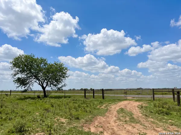 2713 Fm 716, Premont, TX 78375