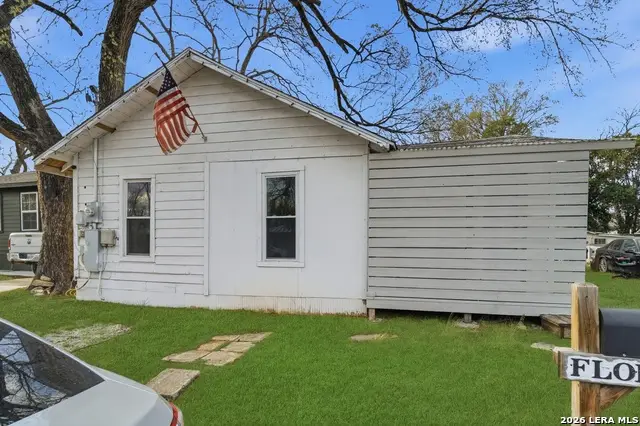 212 Armstrong, San Marcos, TX 78666 - #3