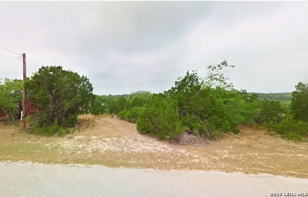 1022 Cypress, Canyon Lake, TX 78133