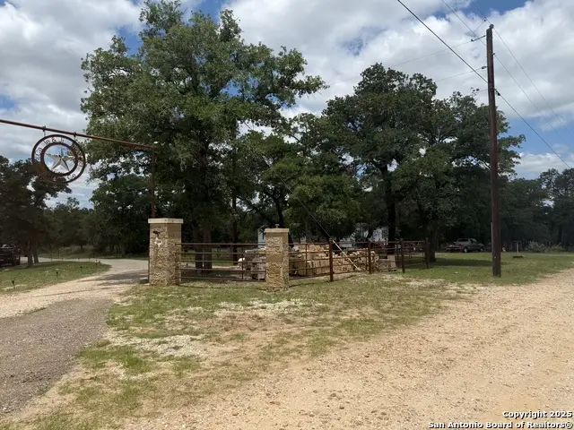 108 Deep Woods, Seguin, TX 78155 - #1