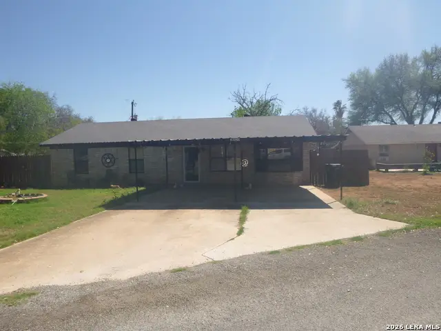 2820 County Road 1129, Pearsall, TX 78061 - #1