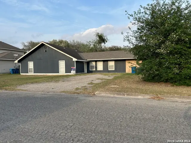 501 E Bowie, Beeville, TX 78102 - #3