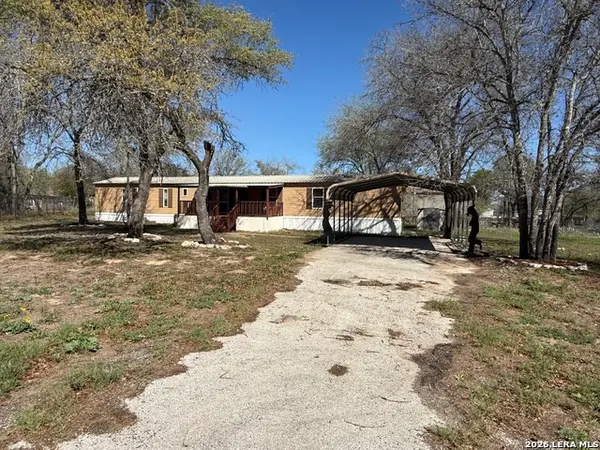 23423 Copper Canyon, Elmendorf, TX 78112