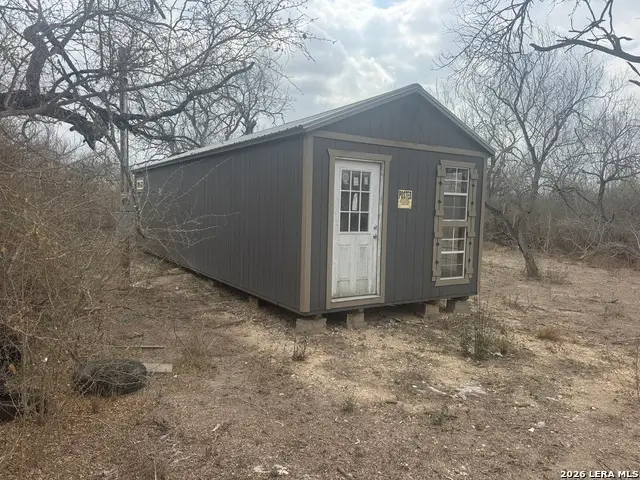 711 N Davidson, Karnes City, TX 78118 - #1