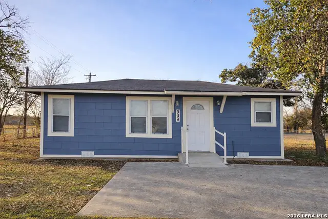 913 Houston, Castroville, TX 78009 - #1