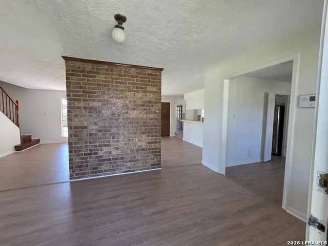 1804 Winding Creek, Pearland, TX 77581 - #2