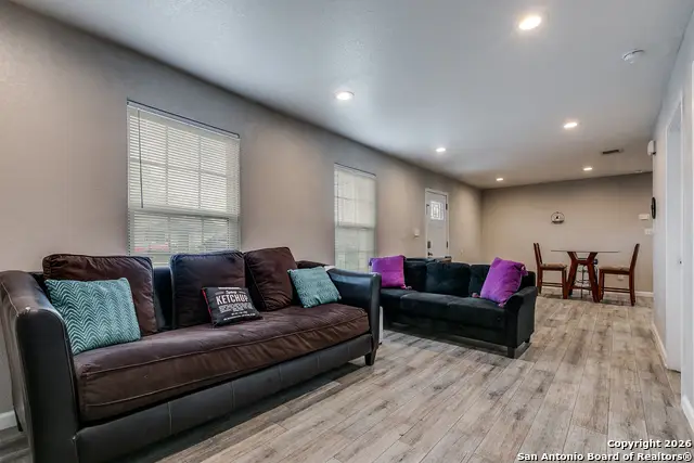 5323 War Cloud Dr, San Antonio, TX 78242 - #3