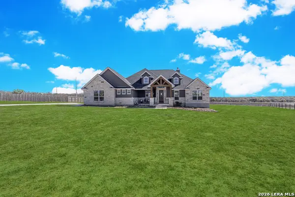 157 Summer Meadow, La Vernia, TX 78121