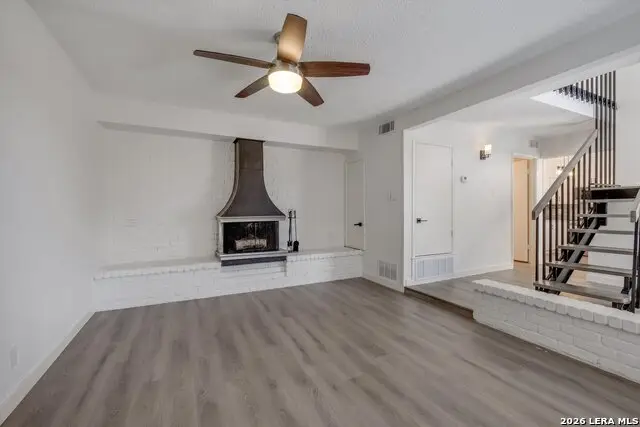 9915 Powhatan Dr #B4, San Antonio, TX 78230 - #2