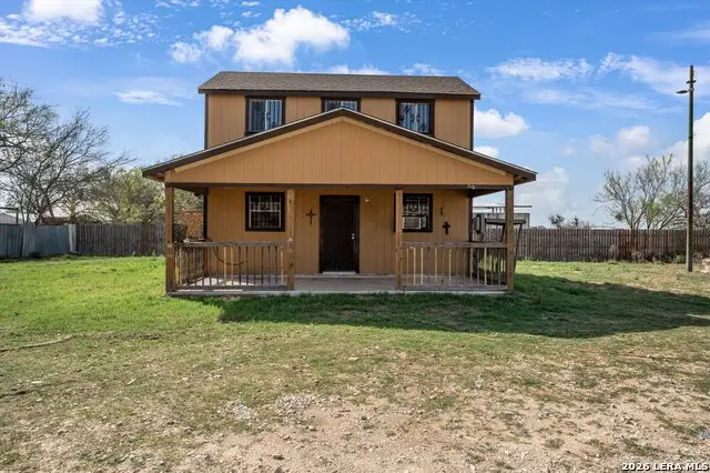 18883 Lagloria Rd, Elmendorf, TX 78112 - #2