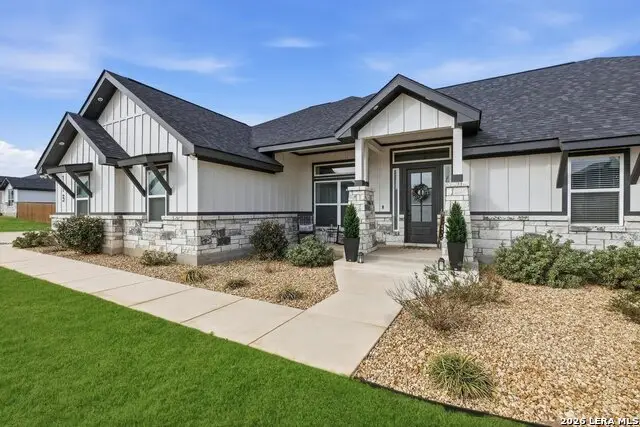 113 Hondo Dr, La Vernia, TX 78121 - #1