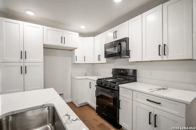 130 Kontiki Pl, San Antonio, TX 78242 - #3