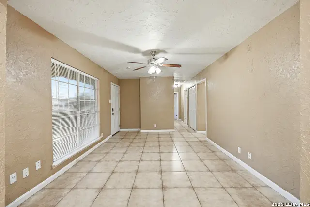 1414 Beverly Ann St, San Antonio, TX 78224 - #3