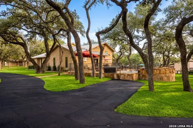 29274 Seabiscuit Dr, Fair Oaks Ranch, TX 78015 - #2