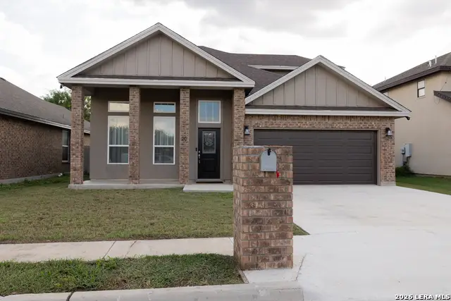 20 Rio Seco, Uvalde, TX 78801 - #1