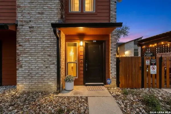 2718 Old Field #304, San Antonio, TX 78247