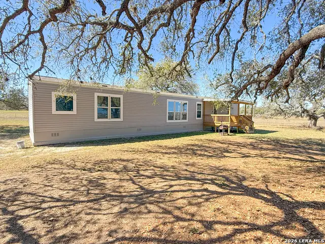 228 County Road 7711, Devine, TX 78016 - #1