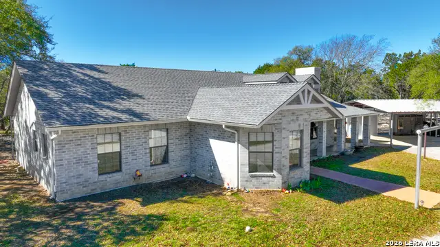 713 Lake Forest Rd., Pipe Creek, TX 78063 - #2