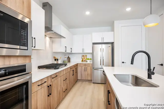 719 E Locust St #2110, San Antonio, TX 78212 - #3