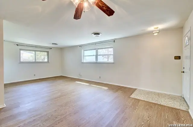 121 Young, Universal City, TX 78148 - #3