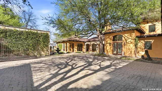 930 Lakeview, McQueeney, TX 78123 - #2