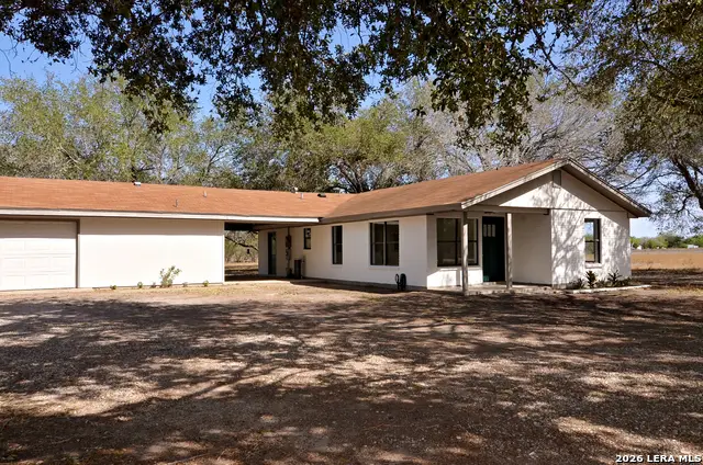 202 Ranch Rd, Mathis, TX 78368 - #2