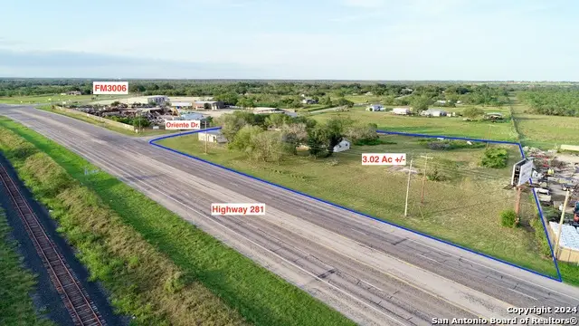 3768 Highway 281, Pleasanton, TX 78064 - #1
