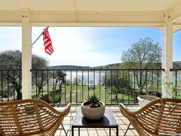 127 Cedar Tree Ln, Canyon Lake, TX 78133