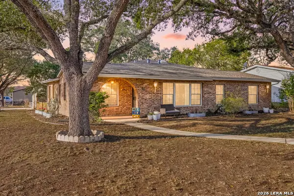 902 Alexander Hamilton Dr, San Antonio, TX 78228