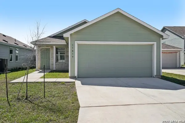 11819 Fading, Von Ormy, TX 78073